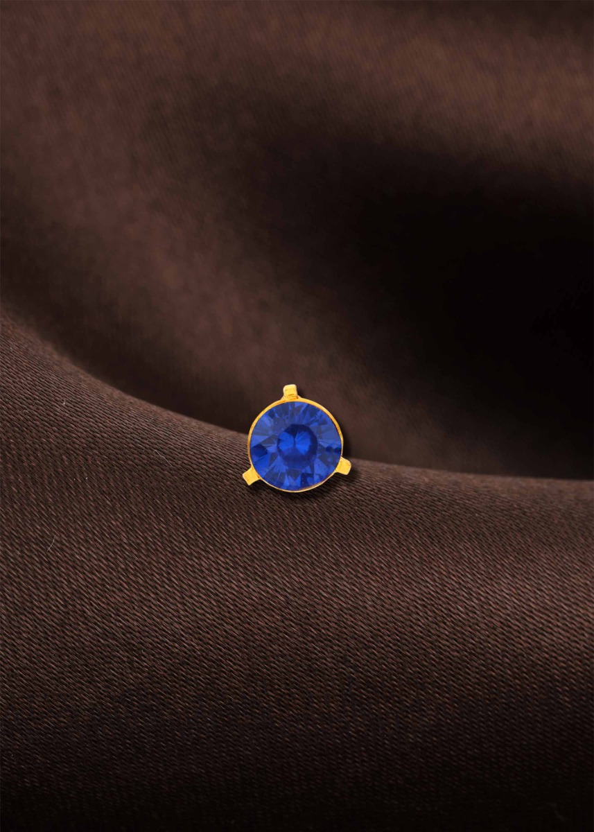Eternal Glow 22K Gold Traditional Nose Pin