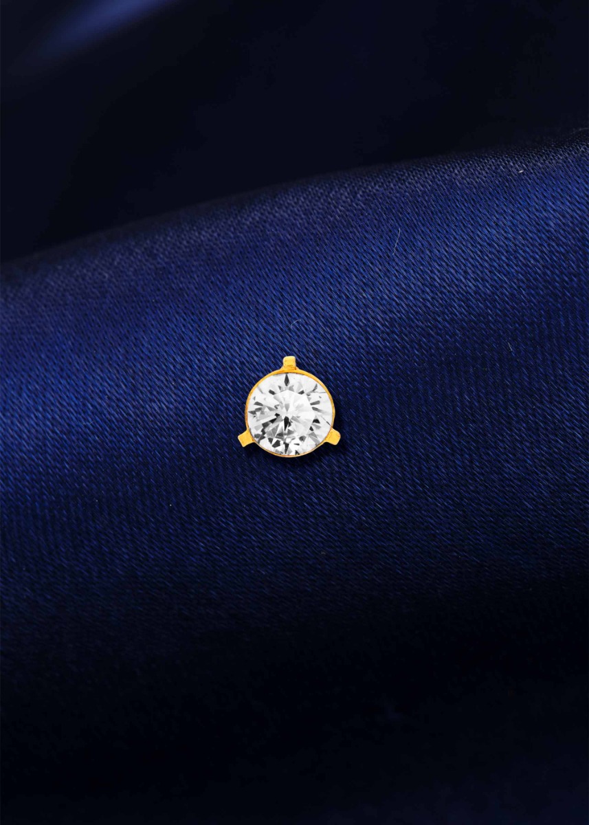 Classic Elegance 22K Gold Colorful Nose Pin