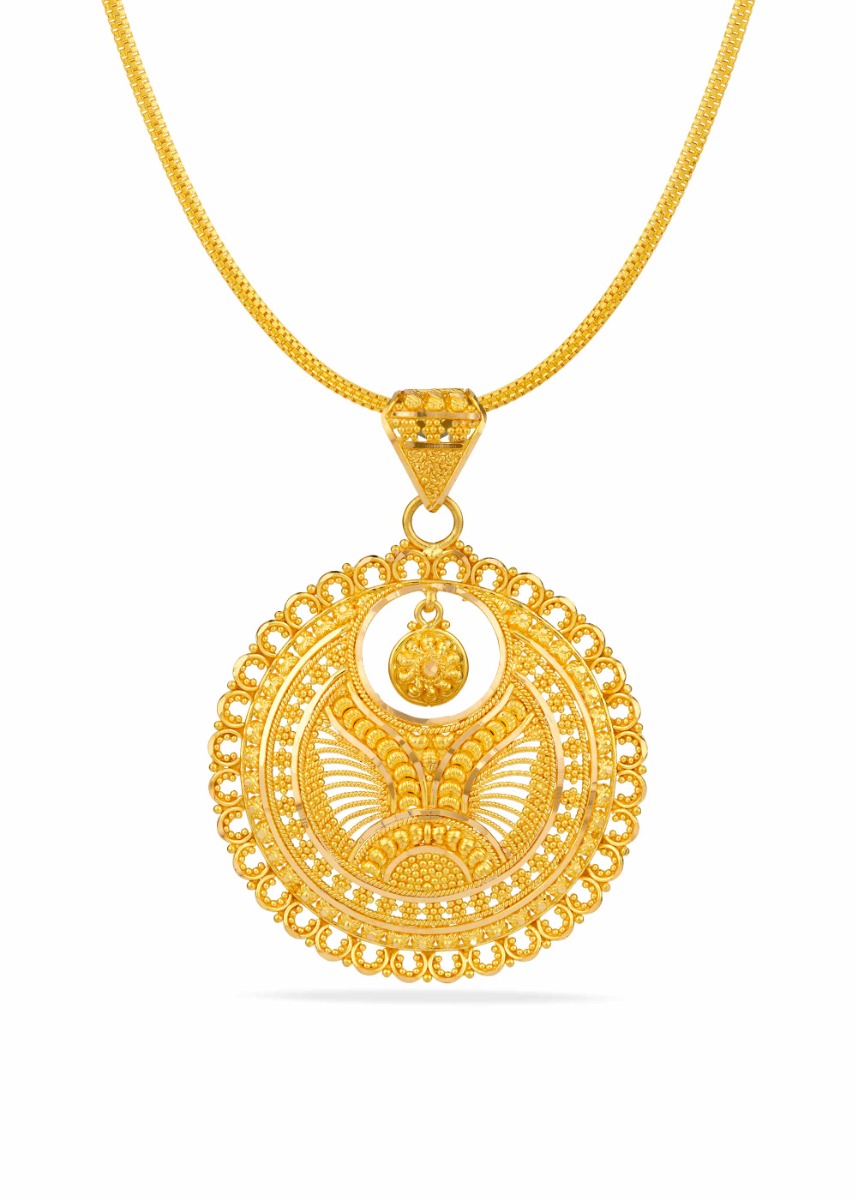Exquisite Round Pattern 22K Gold Traditional Pendant