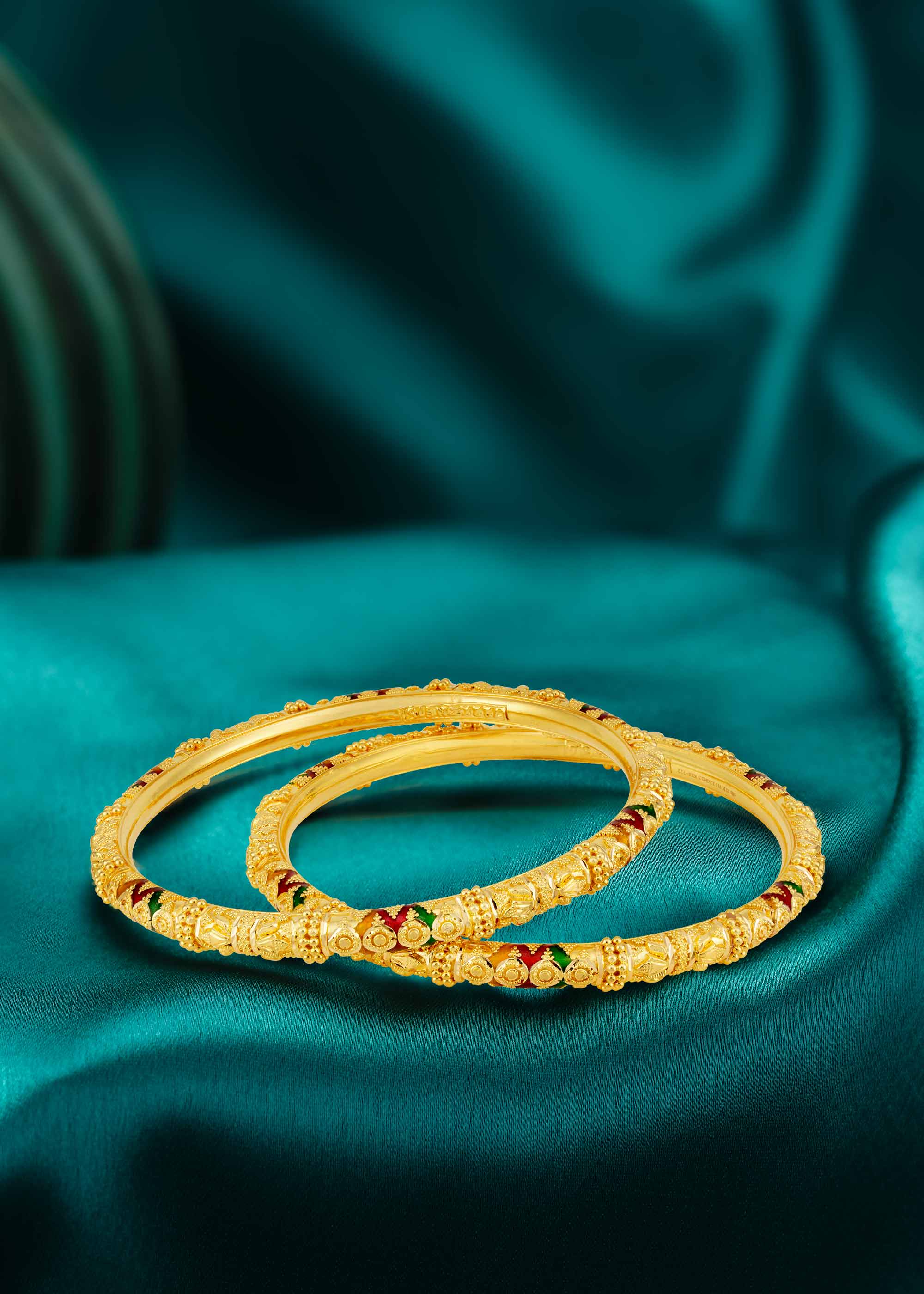 Delicate Designed 22K Gold Bangle