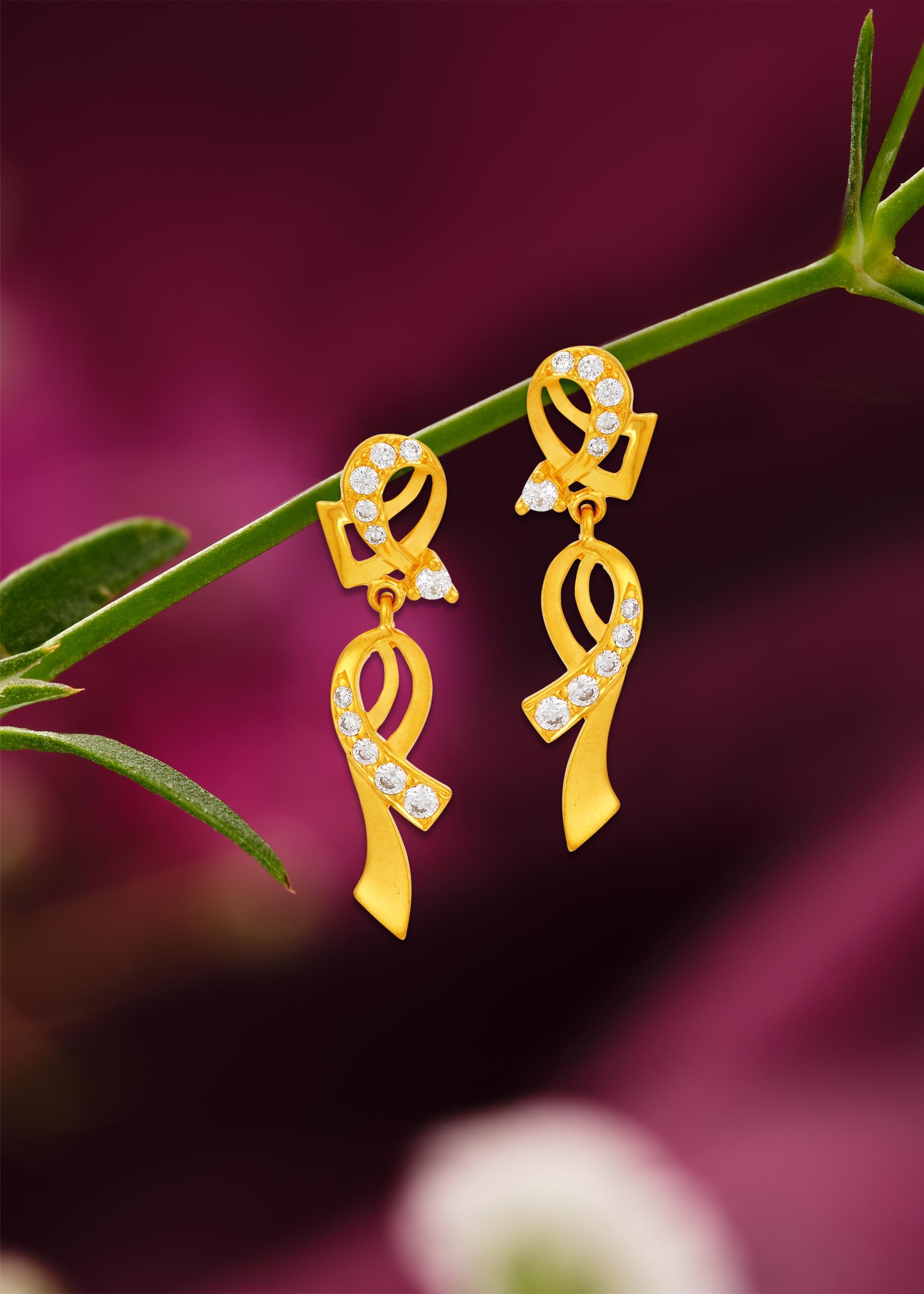 Sparkling Pear 22K Gold Stone Hanging Earring