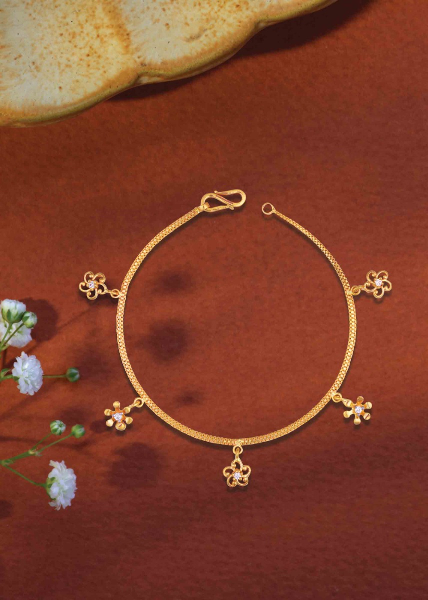 Sleek Floral 22K Gold Bracelet