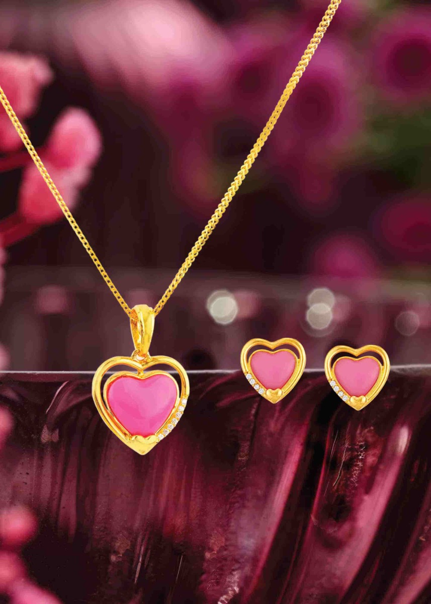 Pink Heart 22K Gold Neckwear Set