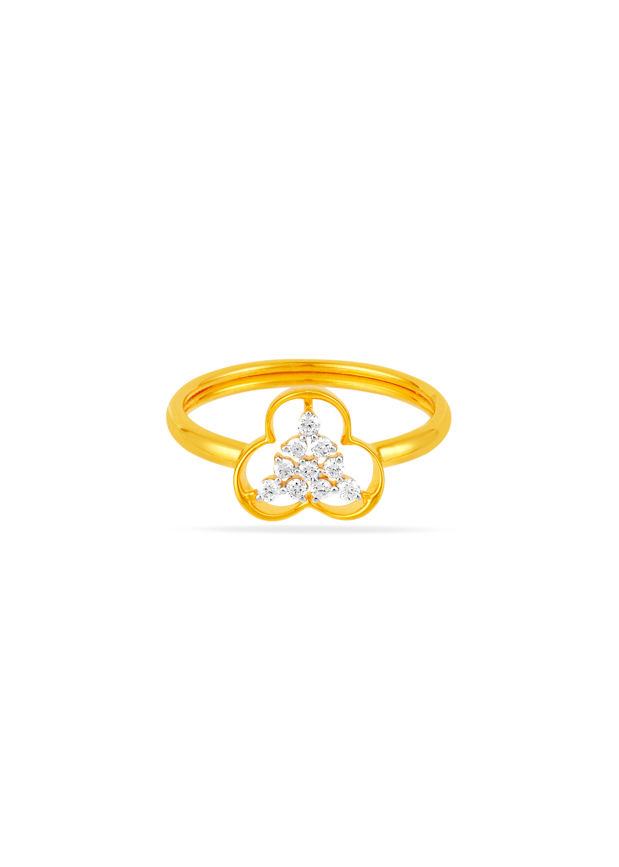 Curved Majesty Diamond Finger Ring