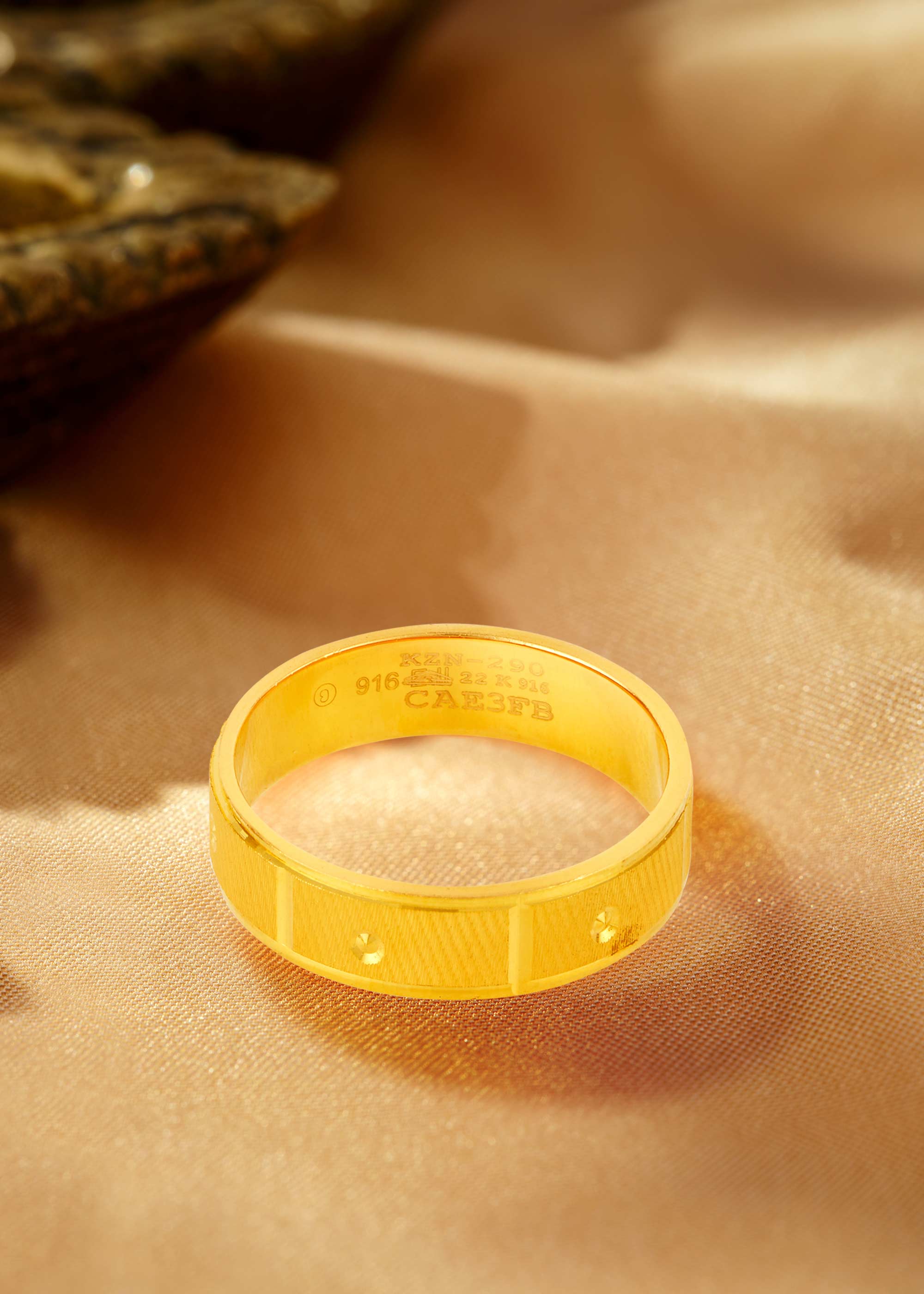 Sleek Sophistication 22K Gold Solid Finger Ring