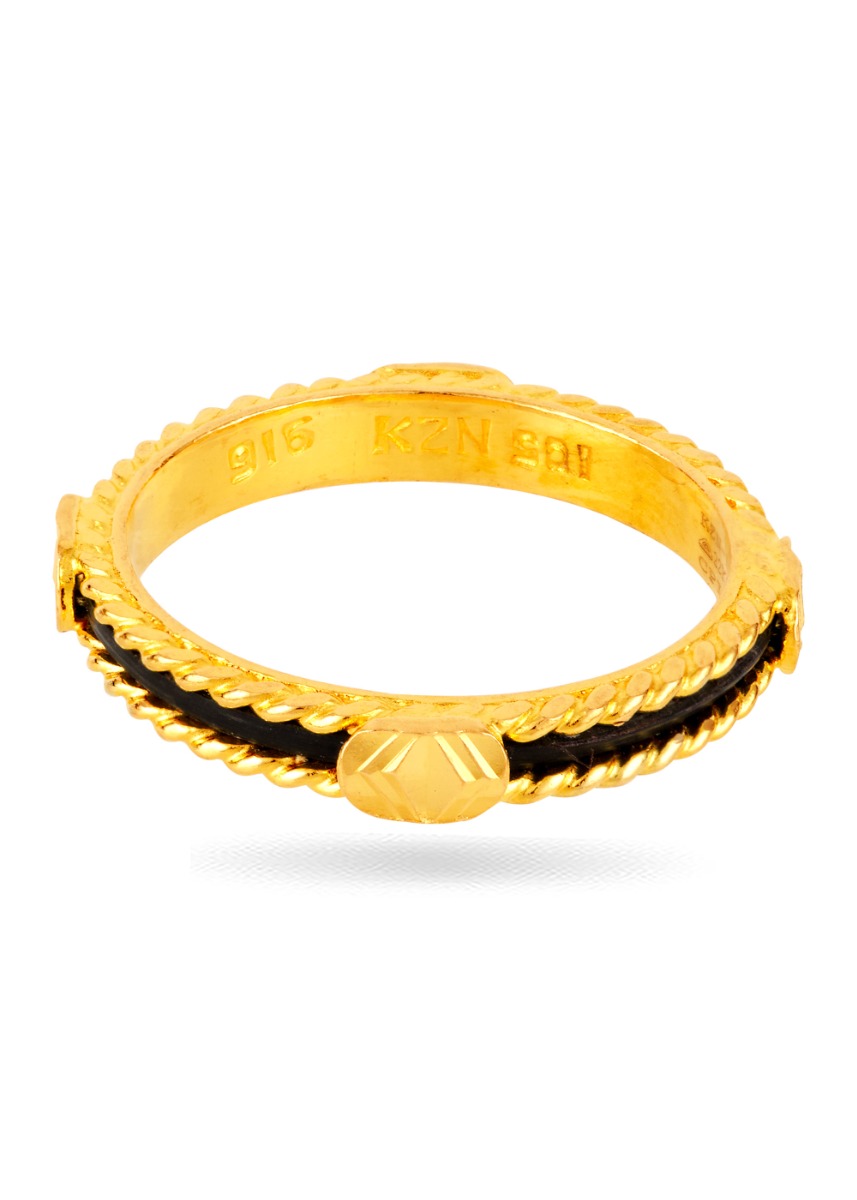 Elephant Hair-Inspired 22K Gold Finger Ring