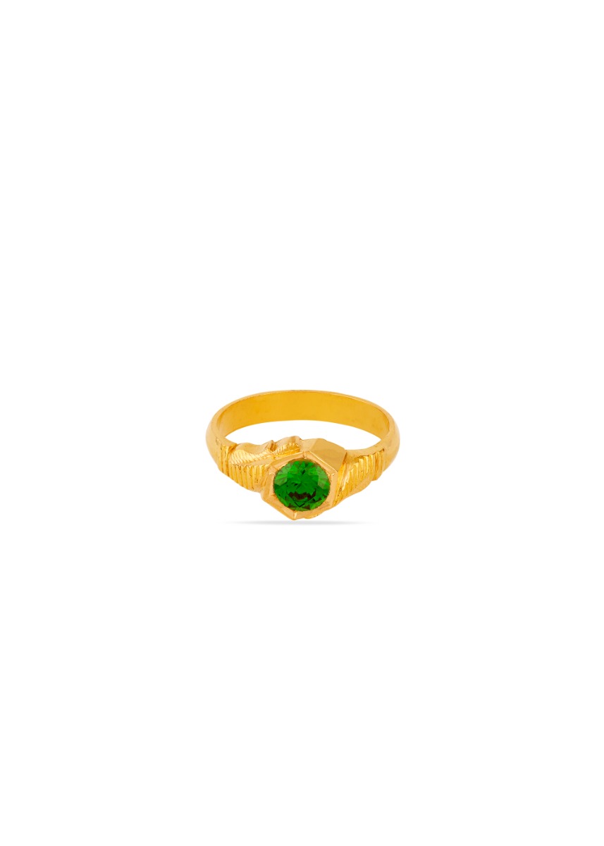 Verdant Charm 22K Gold Nellore Finger Ring