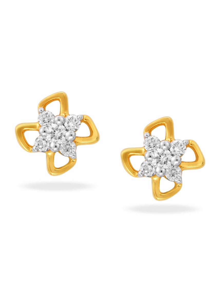 Petal Charm Diamond Stud Earring