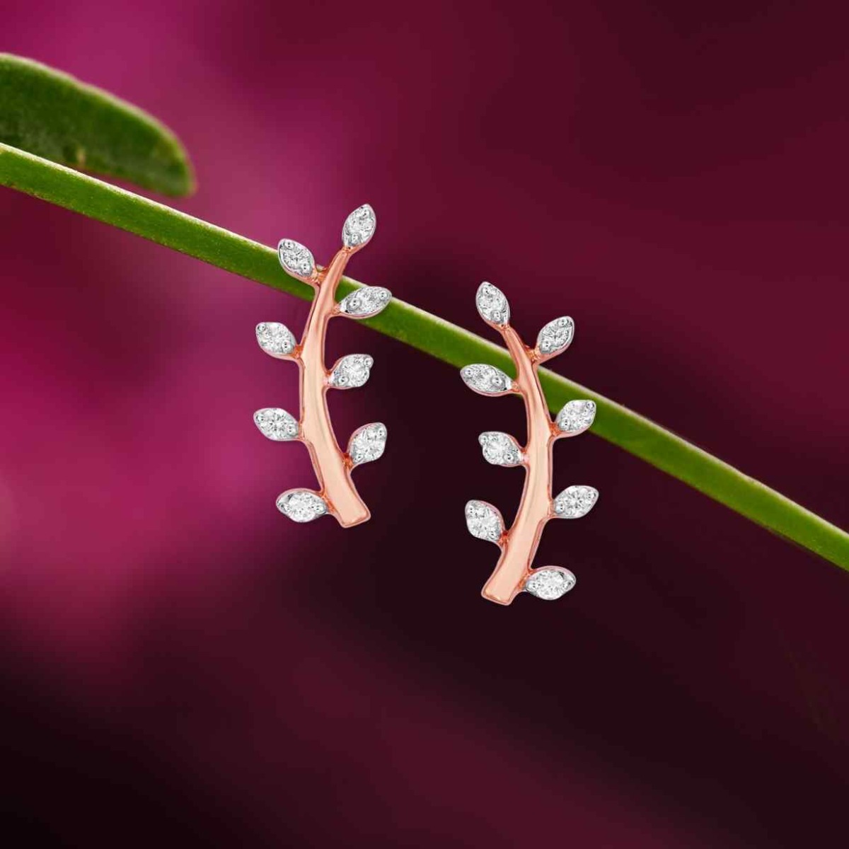 Leafy Delight Diamond Stud Earring