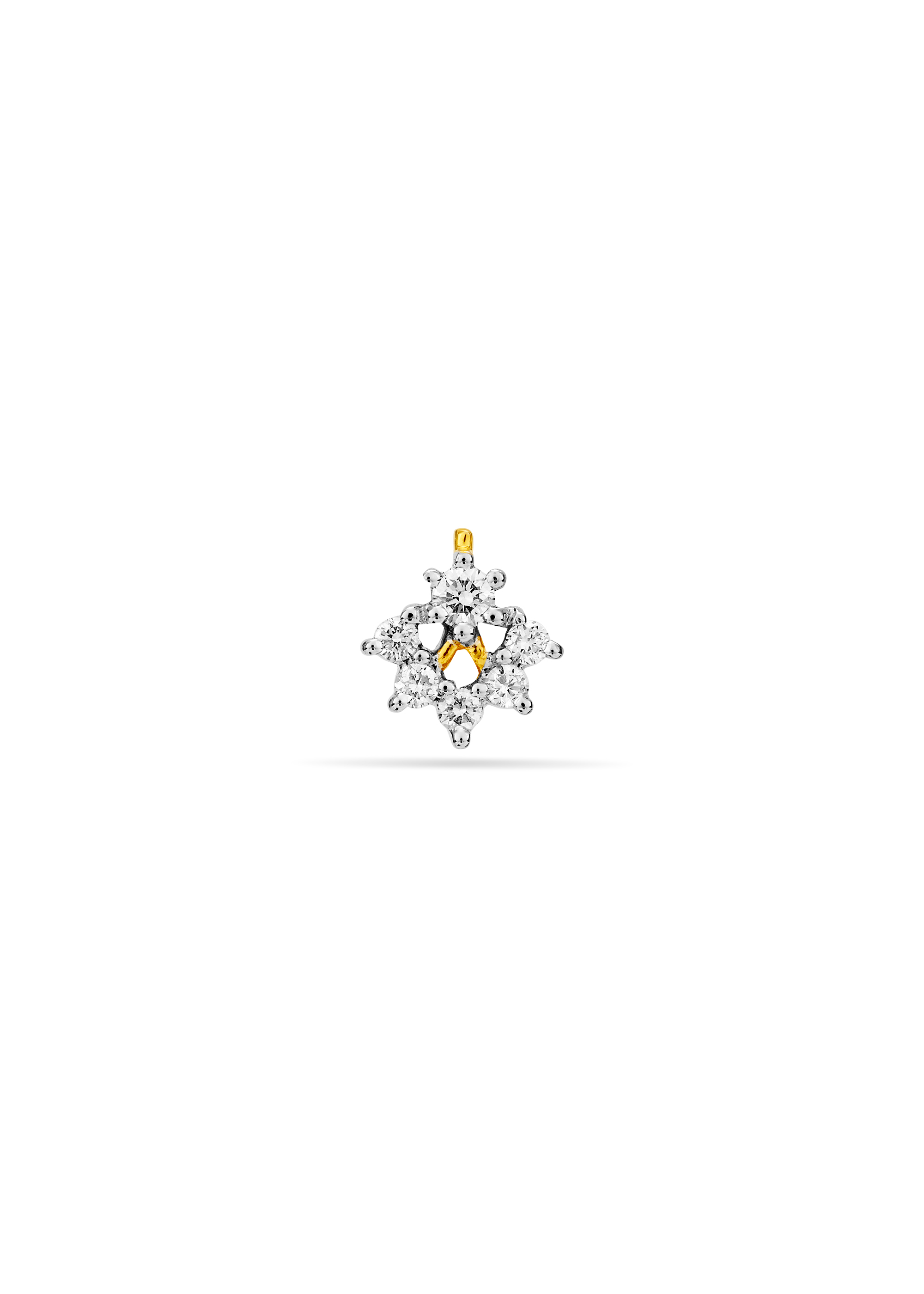 Star-Studded Elegance Diamond Nose Pin