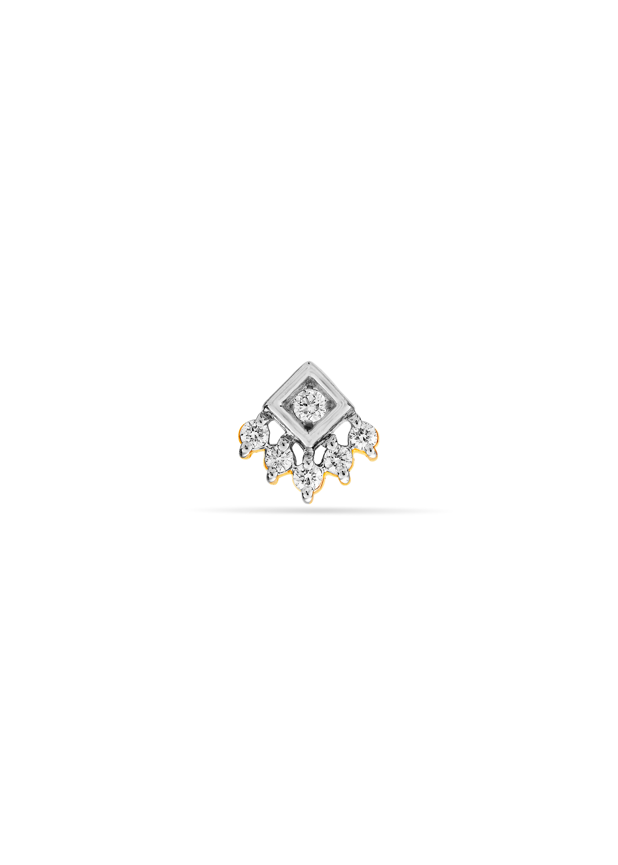 Refined Elegance Diamond Nose Pin