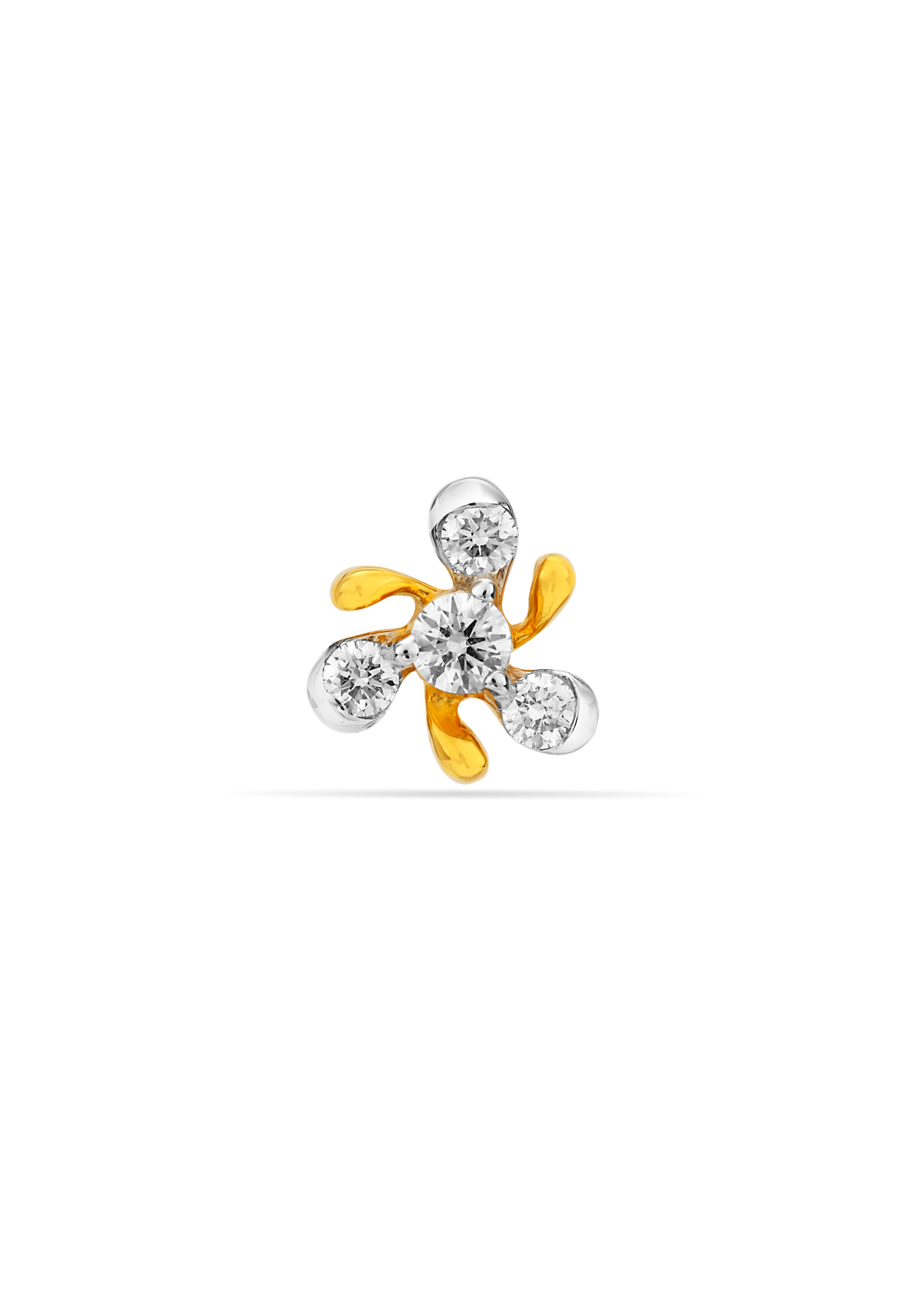 Astonishing Sparkle Diamond Nose Pin