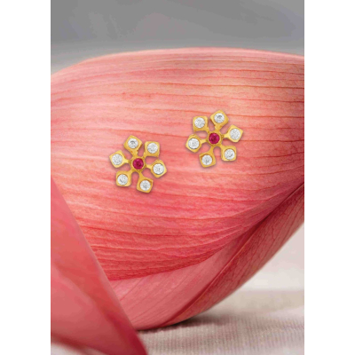 Twinkle Touch 22K Gold Baby Stud Earring