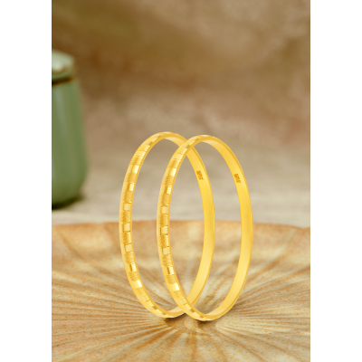 Graceful Patterned 22K Gold Finish Bangle