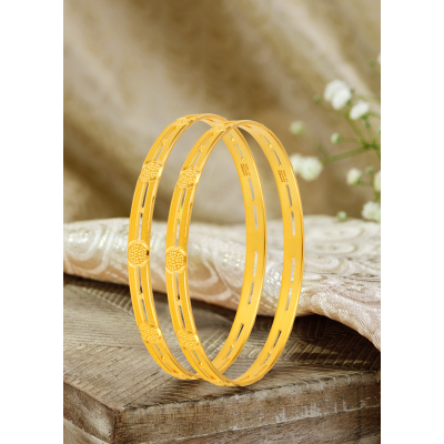 Tapered Grooved 22K Gold Bangle