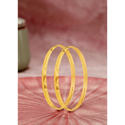 Elegant Solid 22K Gold Bangle