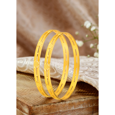 Eternal Handcrafted Touch 22K Gold Bangle