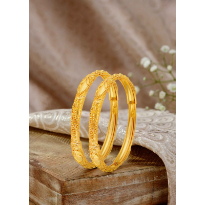 Sleek and Stunning 22K Gold Bangle