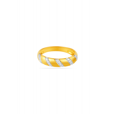 Chic Contemporary Diamond Engagement Finger Ring
