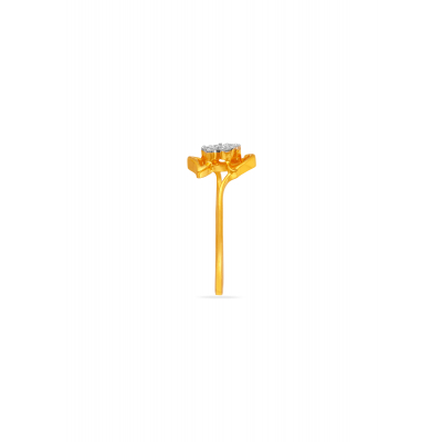 Floral Charm Diamond Finger Ring