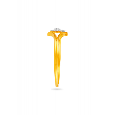 Petal Path Diamond Finger Ring