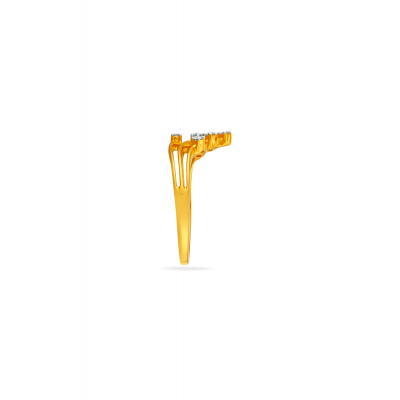 Regal Crown Diamond Finger Ring