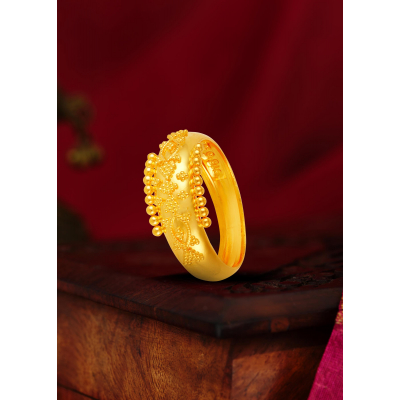 Filigree Masterpiece 22K Gold Finger Ring