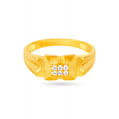 Distinctive Square 22K Gold Stone Party Finger Ring