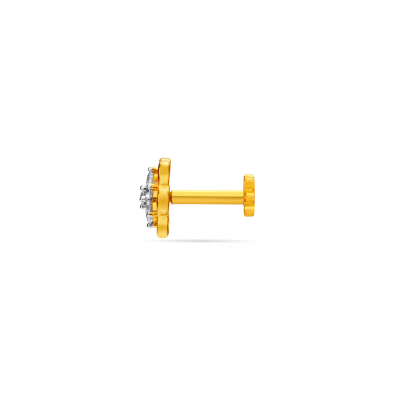 Luminous Floral Diamond Nose Pin