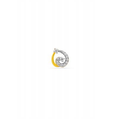 Astonishing Elegance Diamond Nose Pin