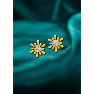 Blooming Sparkle Diamond Stud Earring