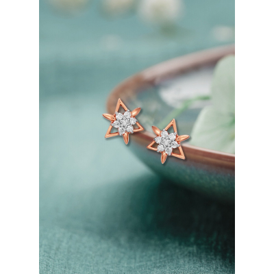Blooming Beauty Diamond Stud Earring