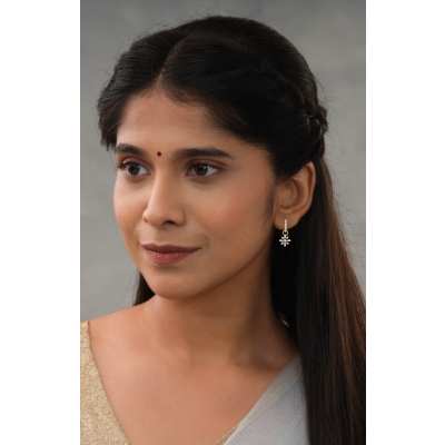 Petal Drop Diamond Hanging Earring
