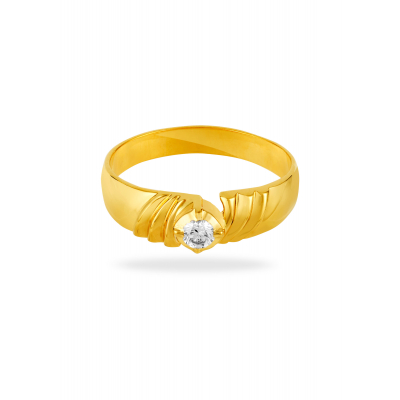 Curved Twist Diamond Solitaire Finger Ring
