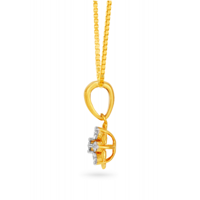 Petal Radiance Diamond Traditional Pendant