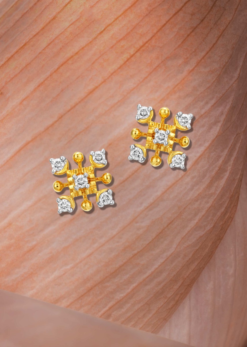 Graceful Floral Lily Diamond Stud Earring