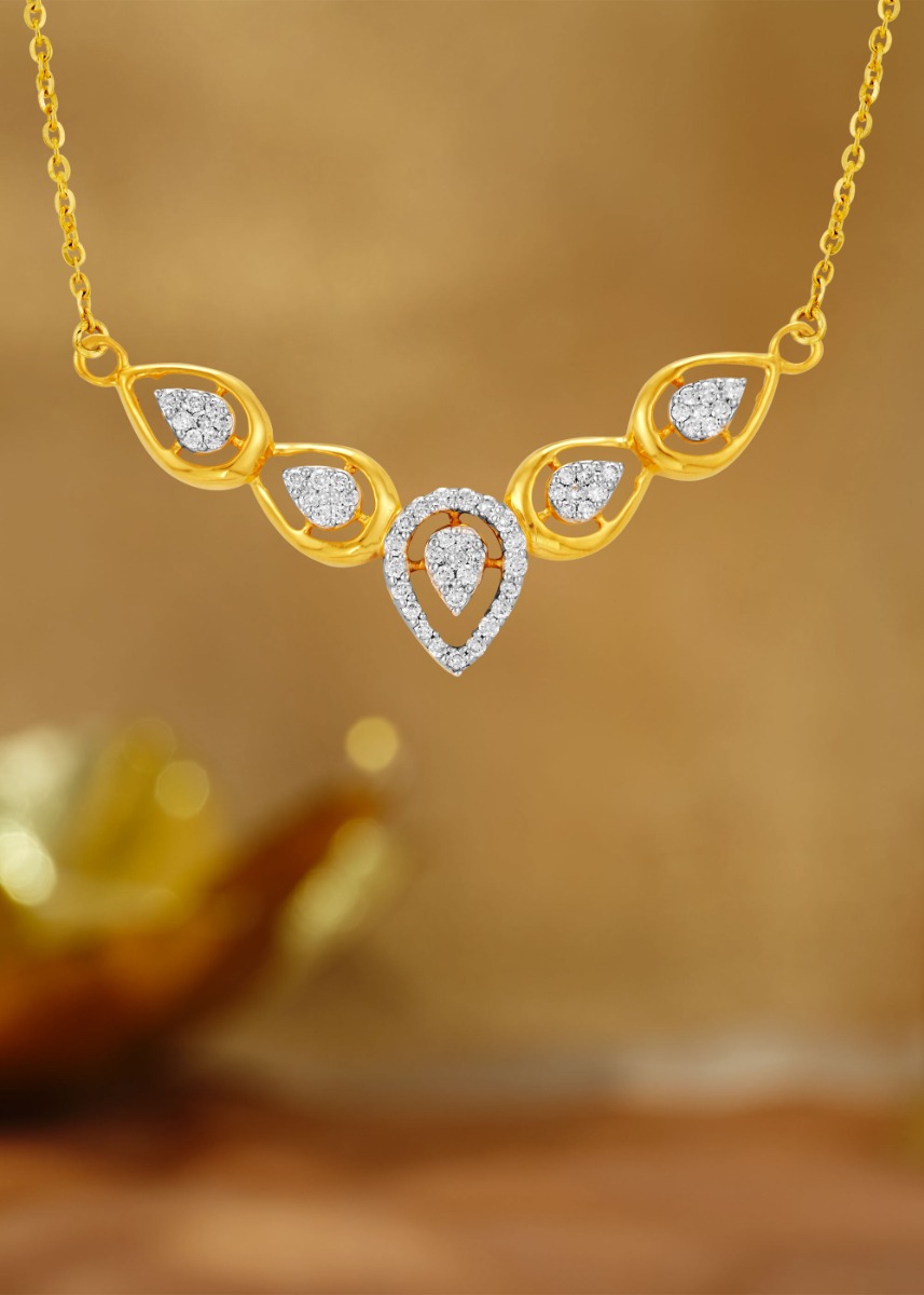 Petal Radiance Diamond Mangalsutra