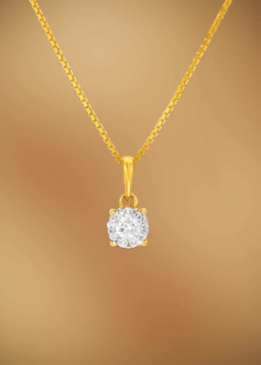 Round Cluster Diamond Pendant