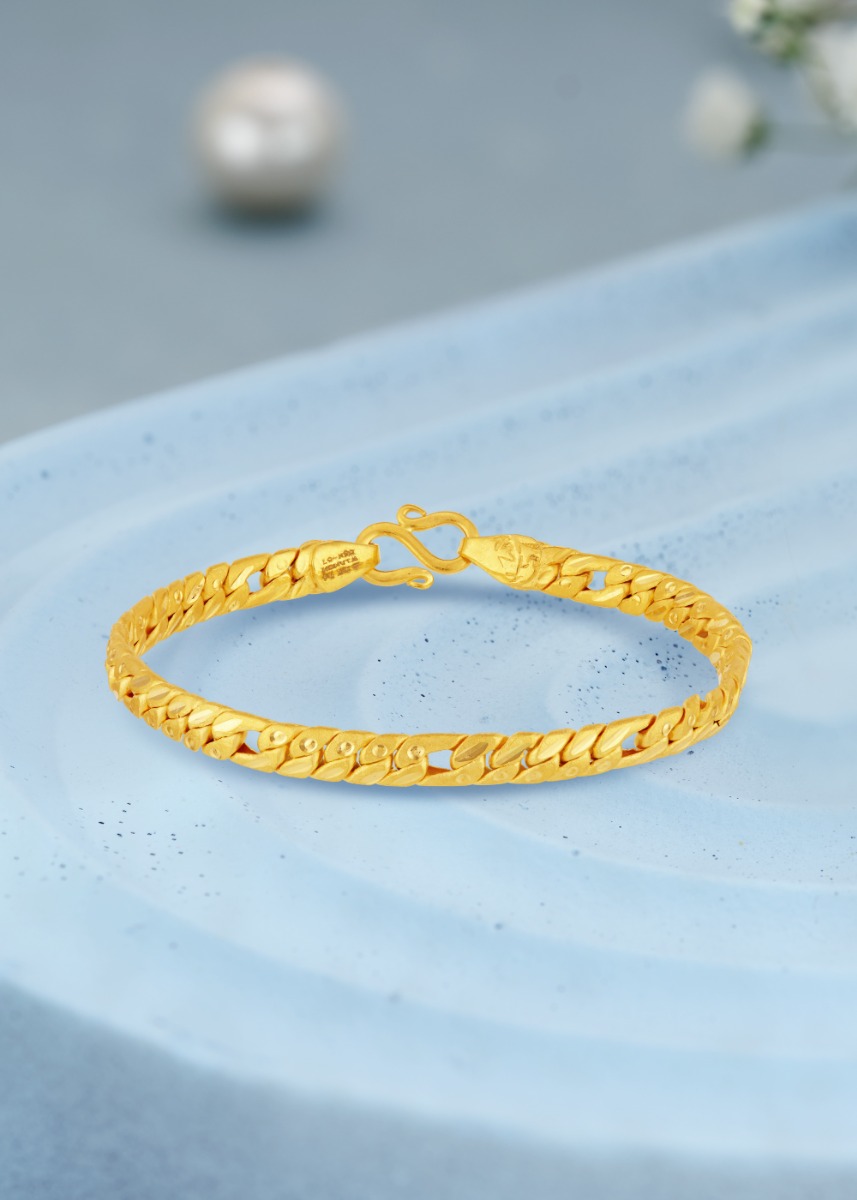 Gentle Hollow Gold Bracelet for Baby