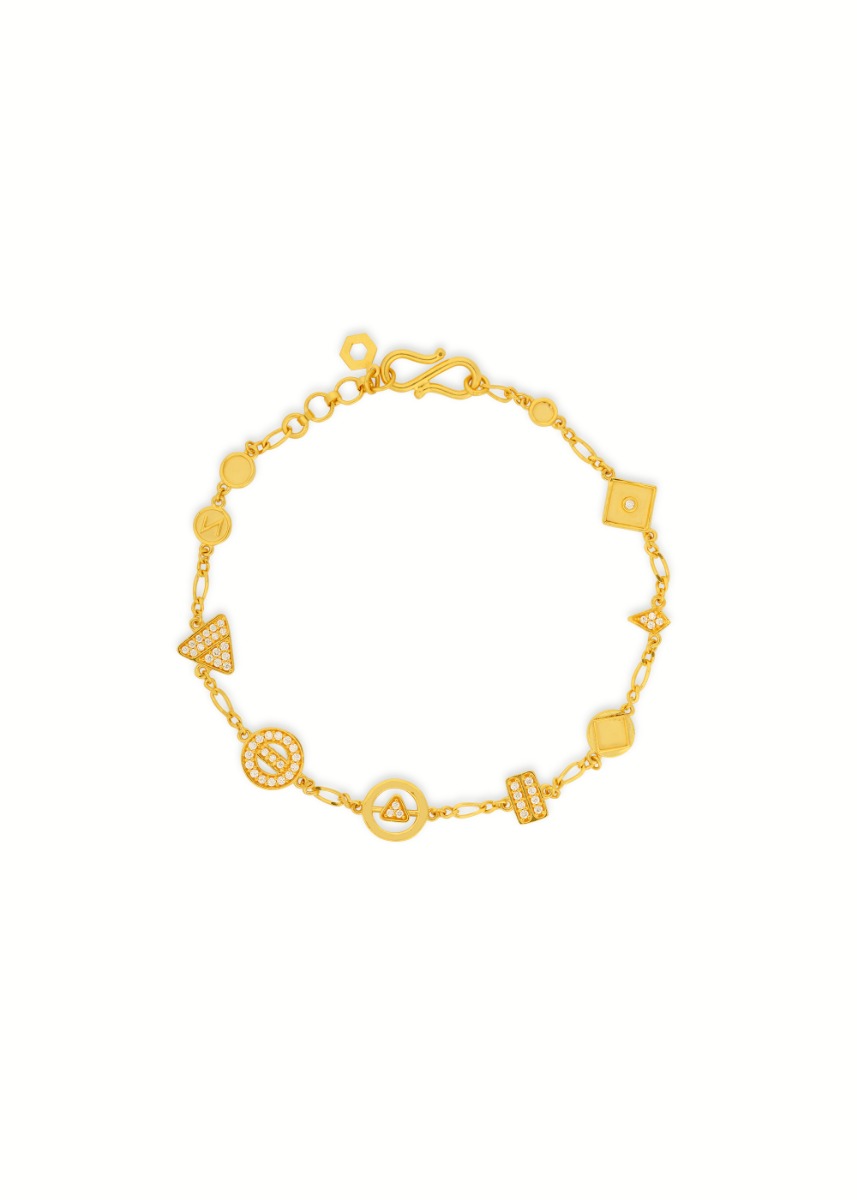 Luxurious Crafted Gold Chain Bracelet