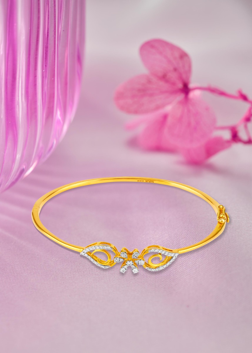 Vintage Floral Diamond Bracelet
