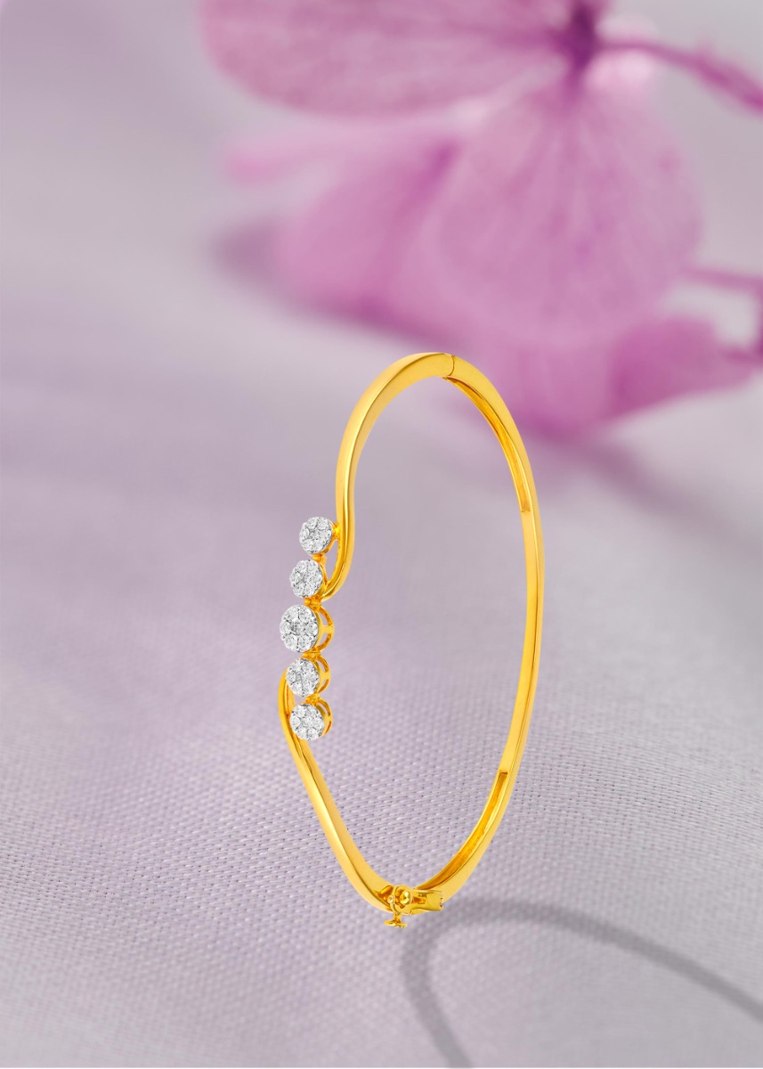 Diamond Cluster Elegant Bracelet