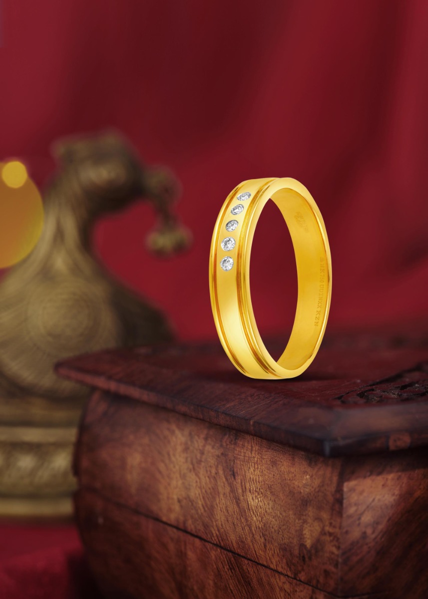 Contemporary Grace Finger Ring