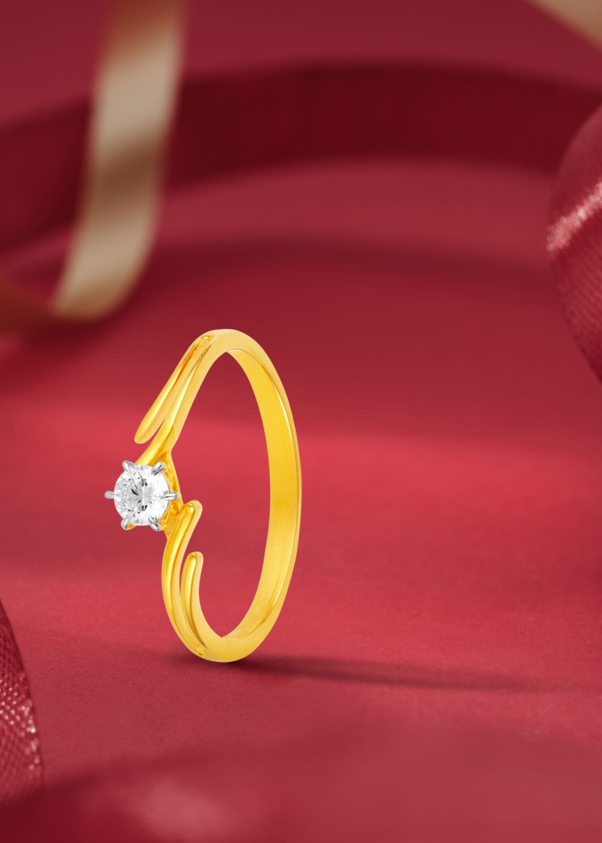 Chic Minimalist Ring