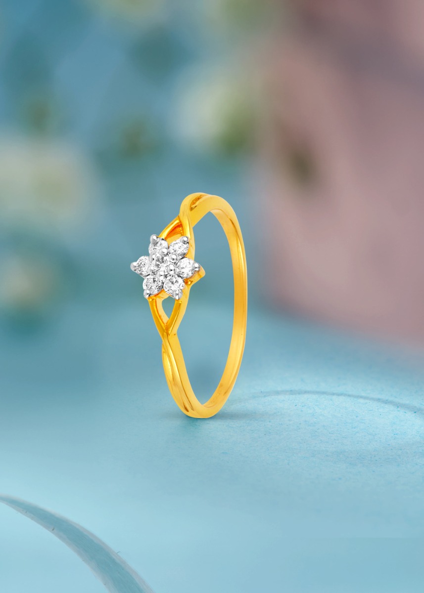 Classic Seven-Stone Ring