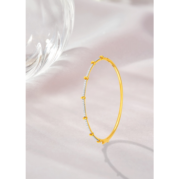 Timeless Glint Elegant Diamond Bracelet