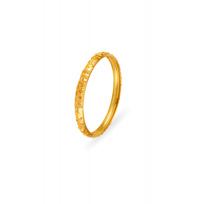 Graceful Half-Round Intricacy Bangle