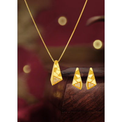 Multi-Angled Charm Pendant & Chain Set