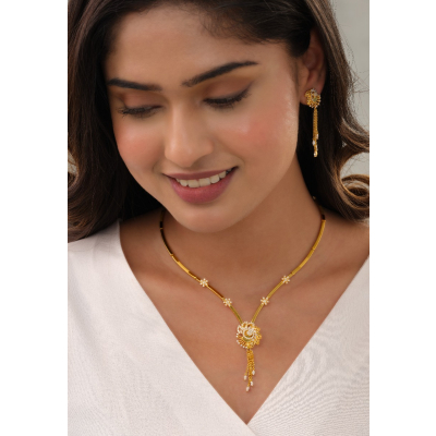 Floral Design with Hanging Chain Necklace Set