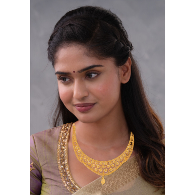 Floral Motif Short Necklace by Bombay Karigars